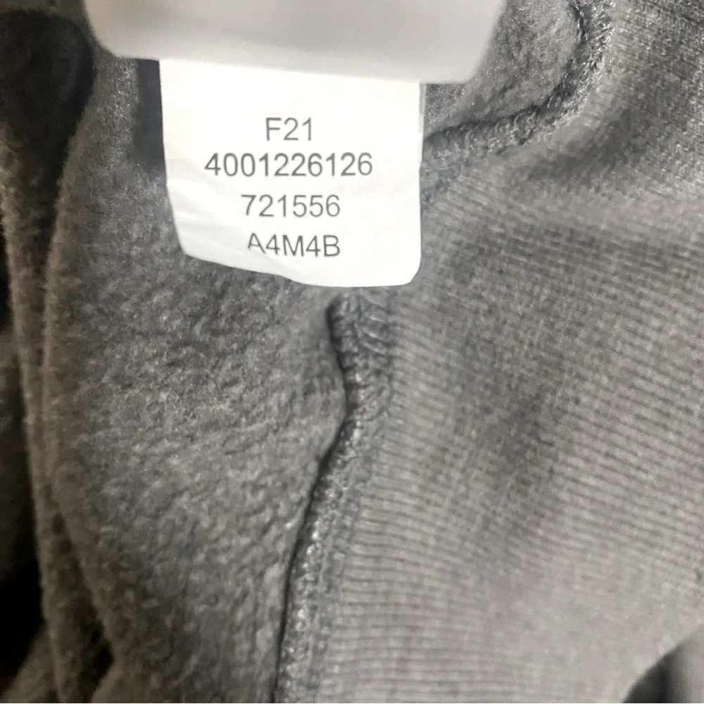 The North Face Men's Half Dome Pullover Hoodie with Front Pouch Pocket Medium